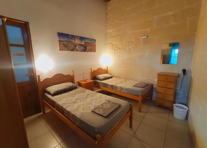 Margerita Villa Qrendi