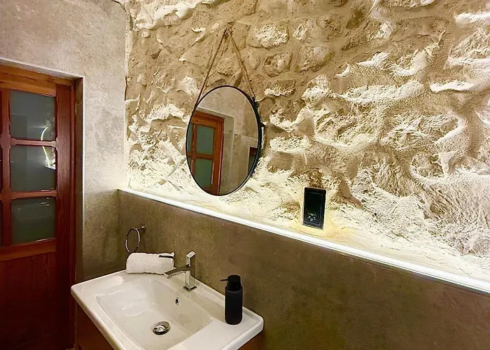 Margerita Villa Qrendi